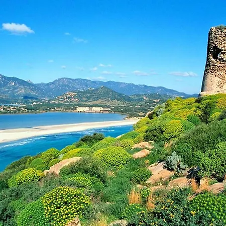 Sardinian-style Near Apartman